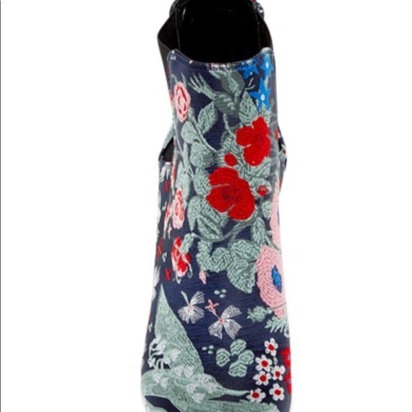 Indigo Rd Veraly Bootie - Picture 2 of 8